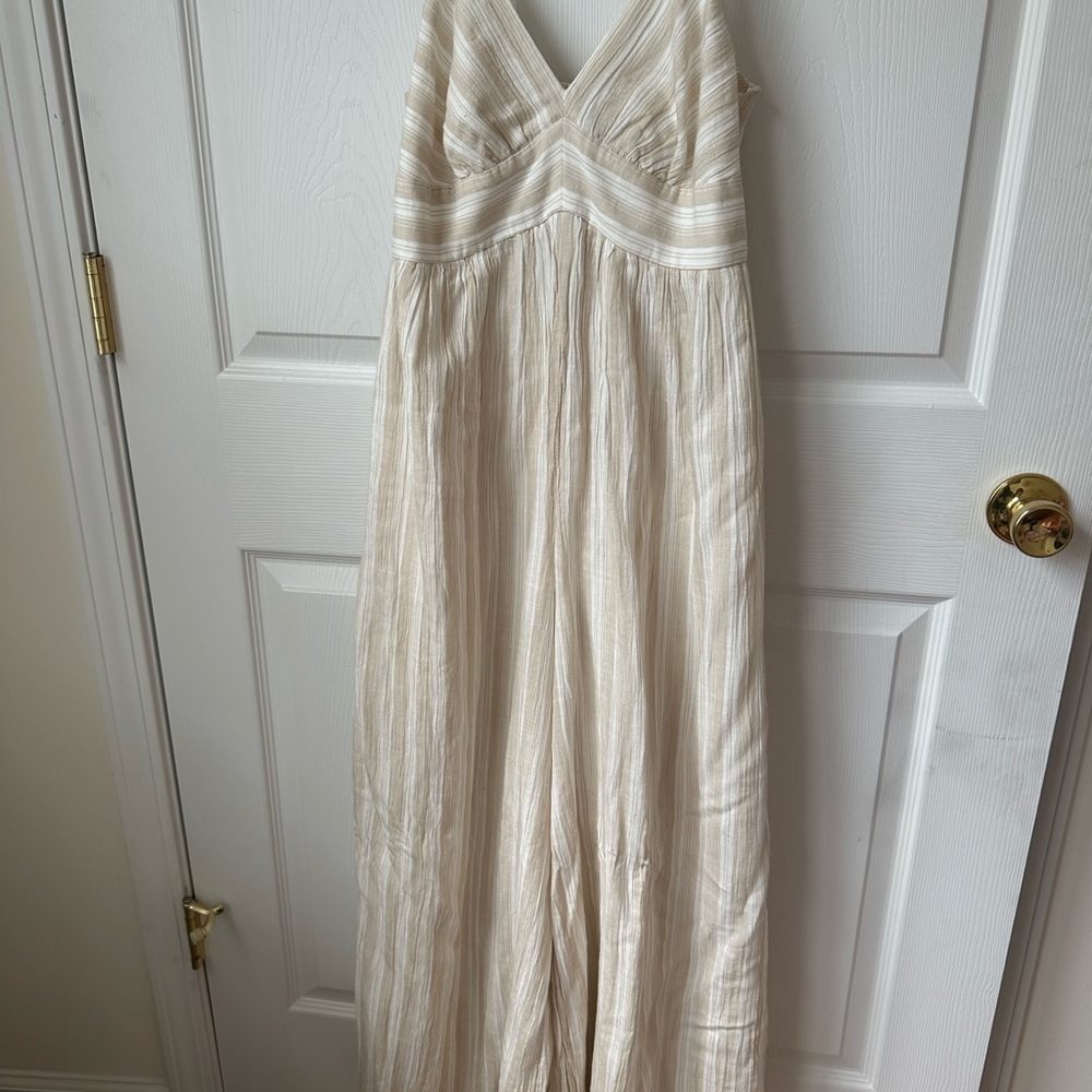 American Eagle Outfitters Cream Textured Top